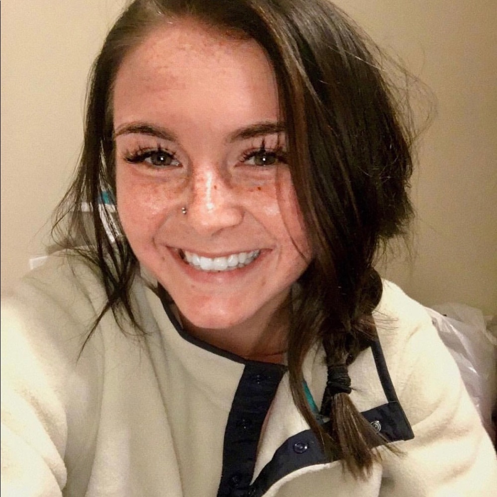 Meet your Posher, Cori